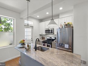 1712 M Street NE, Washington DC 20002