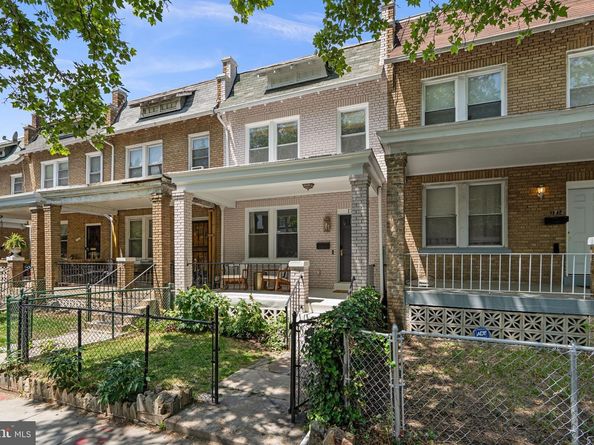 1712 M Street NE, Washington DC 20002