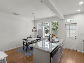 1712 M Street NE, Washington DC 20002