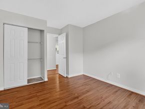 3330 Woodburn Village Drive 33, Annandale VA 22003