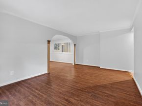 3330 Woodburn Village Drive 33, Annandale VA 22003