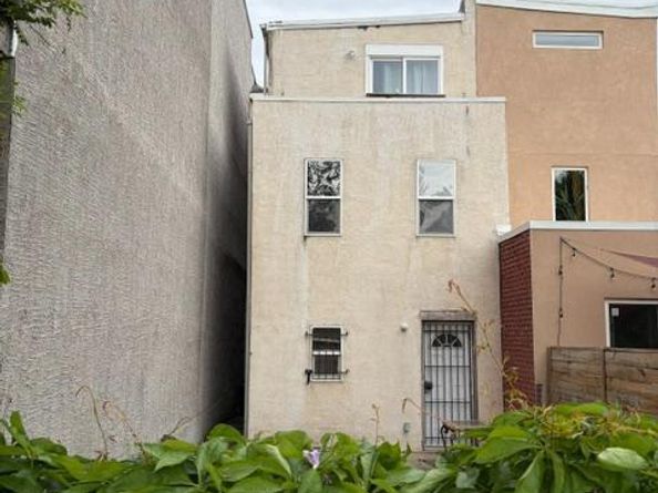 1020 Fairmount Avenue, Philadelphia PA 19123