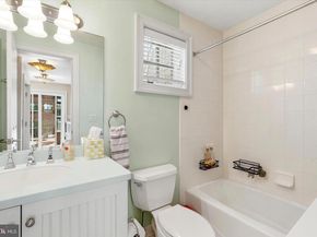 212 Gaskill Street, Philadelphia PA 19147