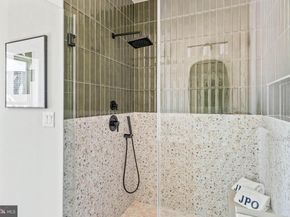143 River Trail Circle 22, King Of Prussia PA 19406