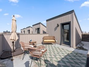 312 Poplar Street, Philadelphia PA 19123