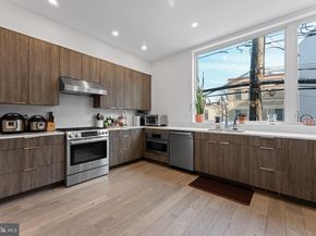 312 Poplar Street, Philadelphia PA 19123