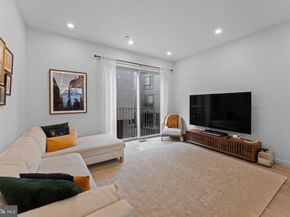 312 Poplar Street, Philadelphia PA 19123
