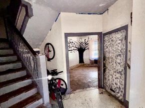 71 E Penn Street, Philadelphia PA 19144