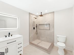 9741 Krewstown Road, Philadelphia PA 19115