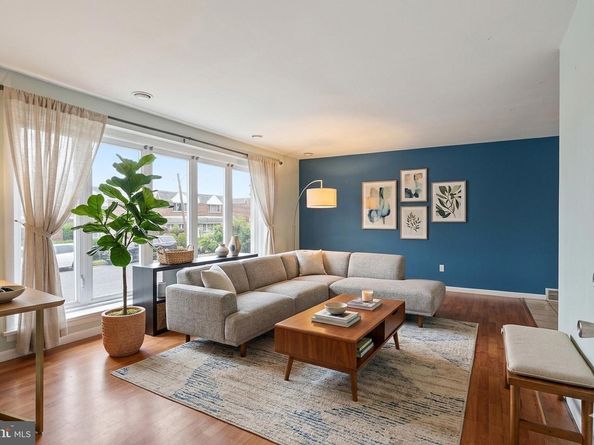 2217 Hoffnagle Street, Philadelphia PA 19152