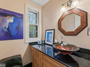 1715 Dogwood Drive, Alexandria VA 22302