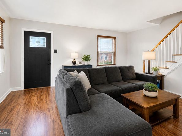 828 Laurel Road, Lansdowne PA 19050