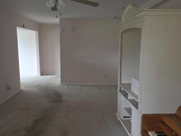 12135 Academy Road 52, Philadelphia PA 19154