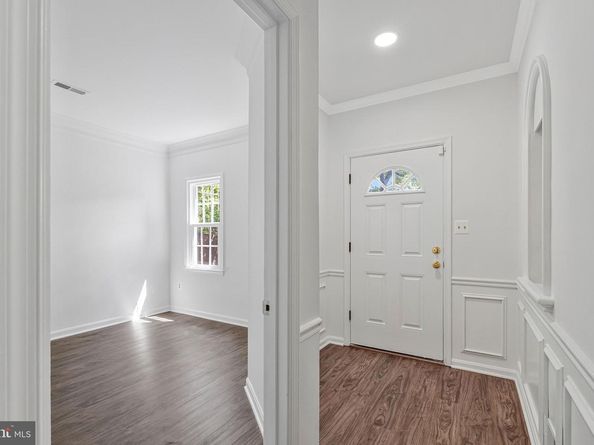 1138 Randolph Road, Mclean VA 22101