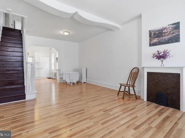56 E Seymour Street, Philadelphia PA 19144