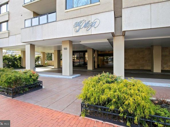 800 25TH Street NW 504, Washington DC 20037