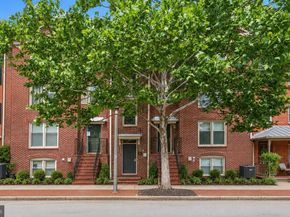 524 N West Street, Alexandria VA 22314