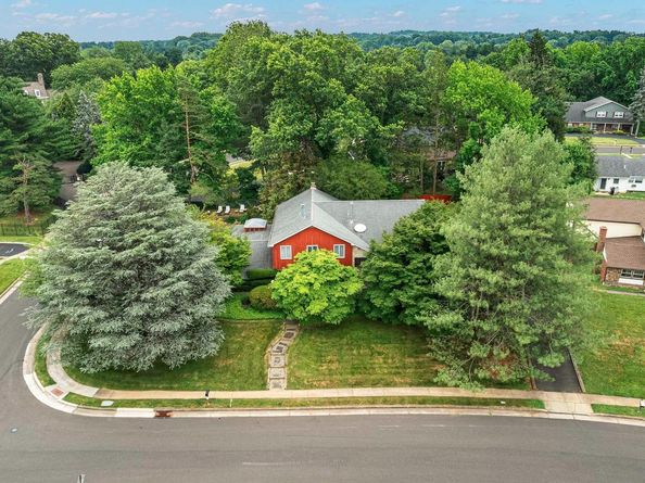 3809 Midvale Lane, Huntingdon Valley PA 19006