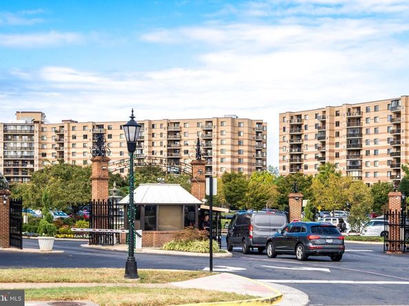8370 Greensboro Drive 510, Mclean VA 22102