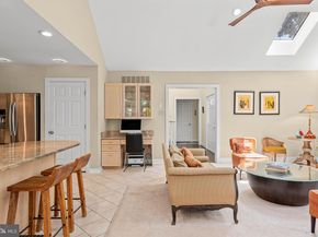 406 Brighton Circle, Devon PA 19333