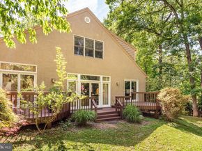 406 Brighton Circle, Devon PA 19333