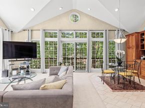 406 Brighton Circle, Devon PA 19333
