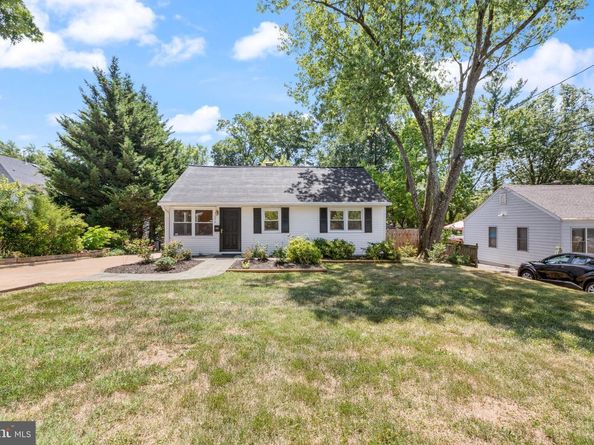 7315 Friden Drive, Falls Church VA 22043