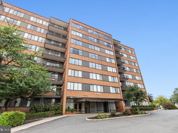 4390 Lorcom Lane 603, Arlington VA 22207