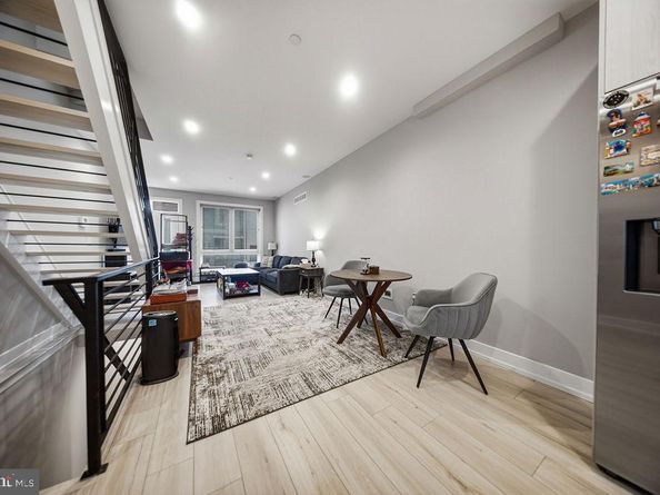2136 N Randolph Street, Philadelphia PA 19122