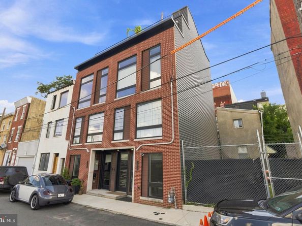 1543 N Orkney Street, Philadelphia PA 19122
