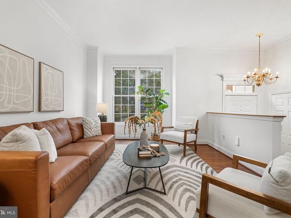 3913 Charles Avenue, Alexandria VA 22305