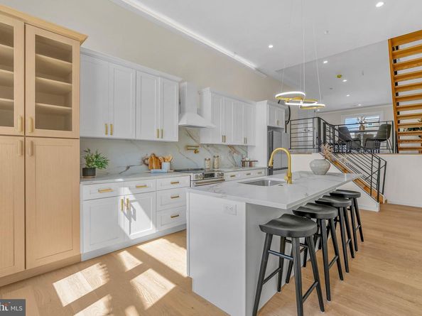 2425 Hartranft Street, Philadelphia PA 19145