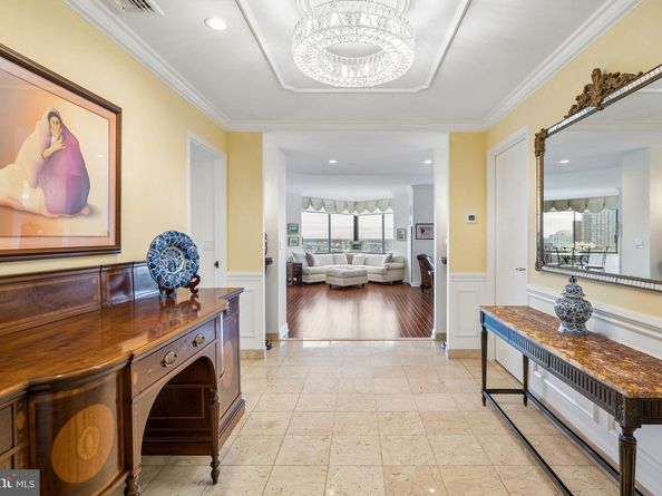 202 W Rittenhouse Square 2506, Philadelphia PA 19103