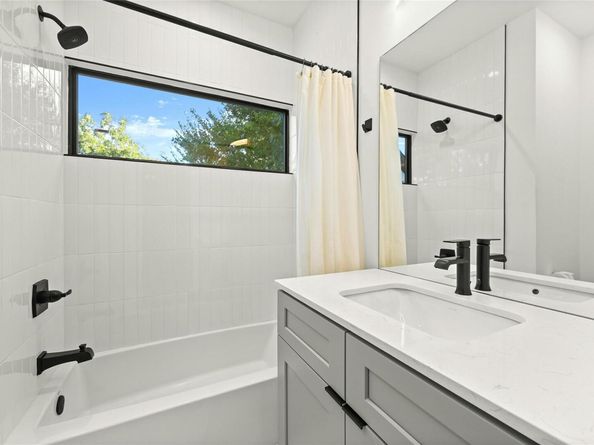 3411 Neal ST 2, Austin TX 78702