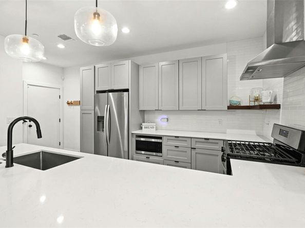 3411 Neal ST 2, Austin TX 78702