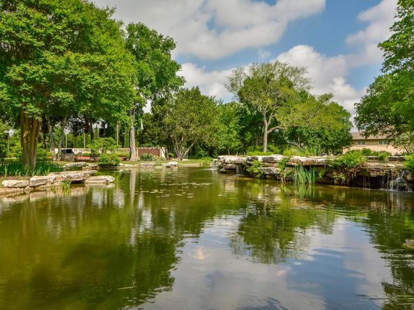 110 Old Chisholm TRL, Georgetown TX 78633