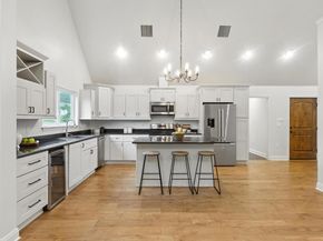 12705 Burson DR, Manchaca TX 78652