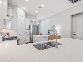 4323 Spicewood Springs RD 9, Austin TX 78759