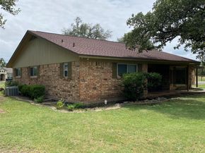 140 Oakridge RD, Georgetown TX 78628