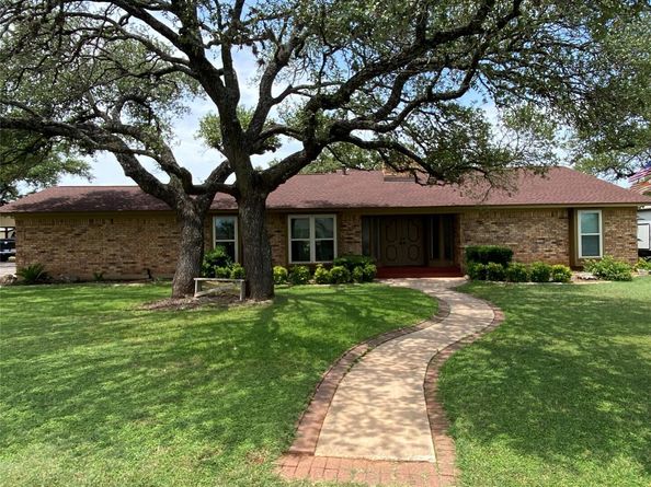 140 Oakridge RD, Georgetown TX 78628