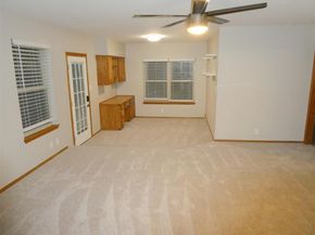 10225 Pinehurst Dr, Austin TX 78747