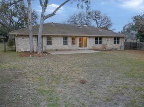10225 Pinehurst Dr, Austin TX 78747