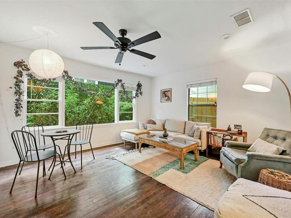 4025 Valley View RD 2, Austin TX 78704