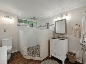 4025 Valley View RD 2, Austin TX 78704