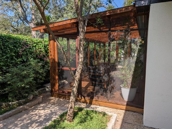 6709 Vine ST, Austin TX 78757