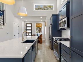 3602 Pennsylvania Ave 2, Austin TX 78721