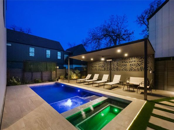 3201 Holton ST, Austin TX 78702