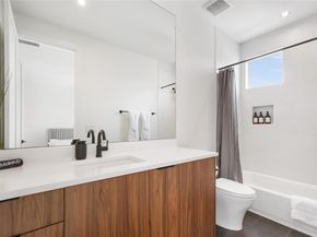 3201 Holton ST, Austin TX 78702