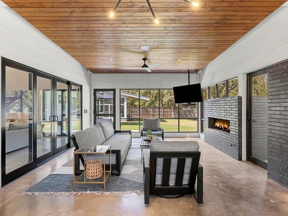 1600 Barton Hills DR, Austin TX 78704