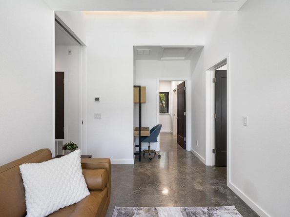 1600 Barton Hills DR, Austin TX 78704